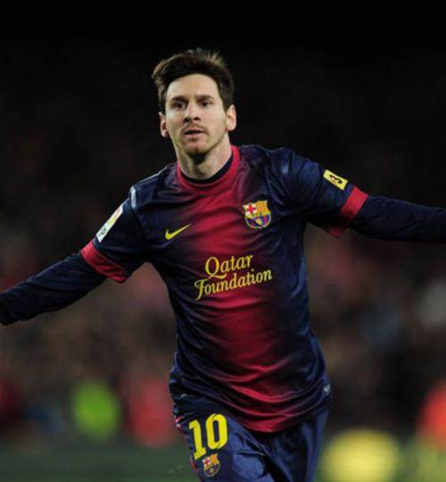 官方：利兹联签下蓝狐后卫贾斯廷；据悉转会费800万+200万镑